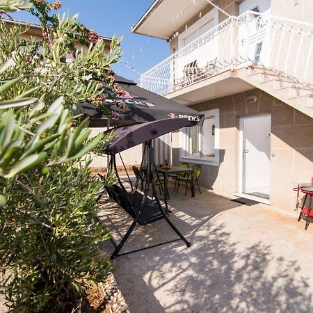 Apartments Ivica - Garden Terrace 슬라티네 외부 사진