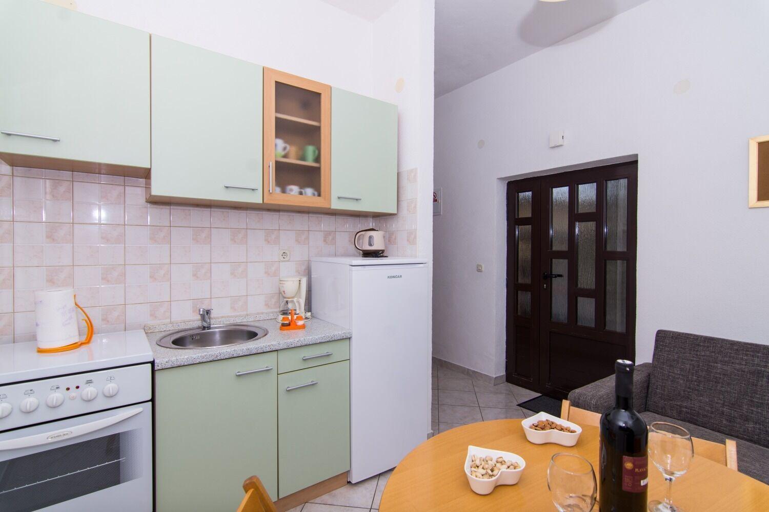 Apartments Ivica - Garden Terrace 슬라티네 외부 사진