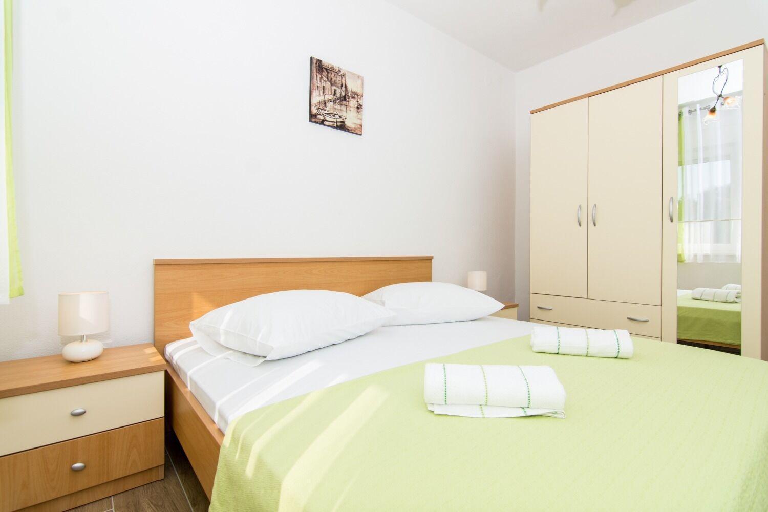 Apartments Ivica - Garden Terrace 슬라티네 외부 사진